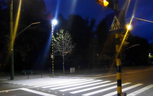 Consiliul Local Oradea a aprobat proiectul cetăţenesc de iluminare cu LED a trecerilor de pietoni nesemaforizate