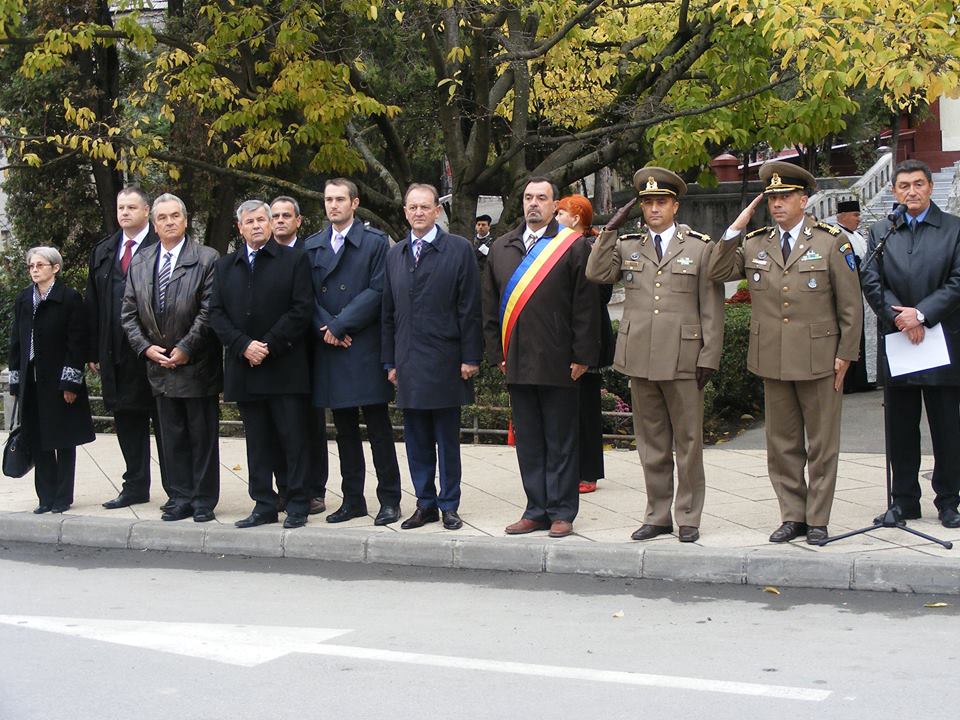 Turda: Ceremonial militar-religios, 9 mai 2015, ora 10