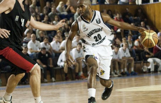 Baschet Cupa României, turul I: SCM U Craiova – „U” BT Mobitelco Cluj 82 – 78