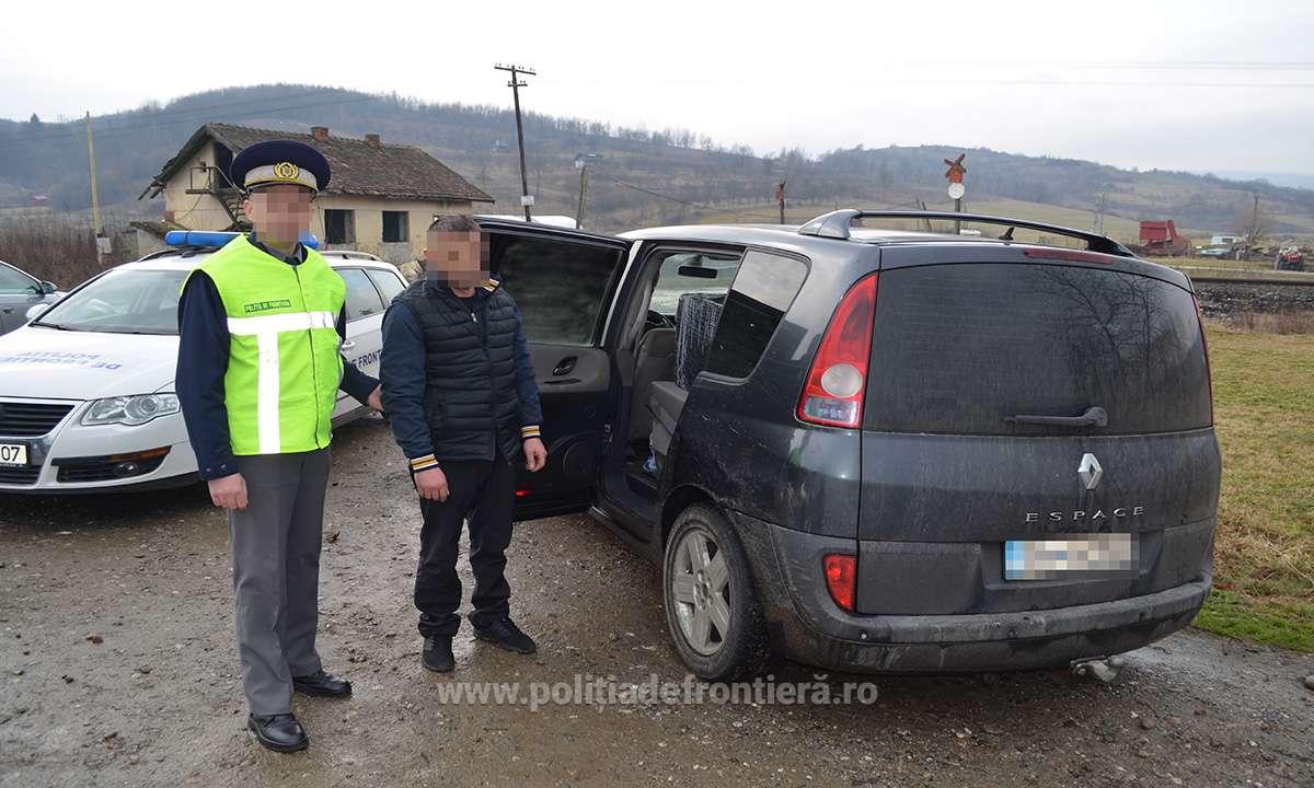 Mașină plină cu țigări și un cetățean ucrainean reținut de polițiștii de frontieră maramureșeni