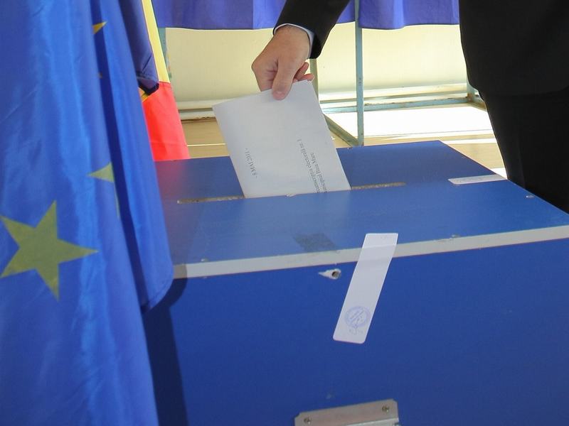 Polițiștii bistrițeni vă îndeamnă să votați legal (COMUNICAT DE PRESĂ)