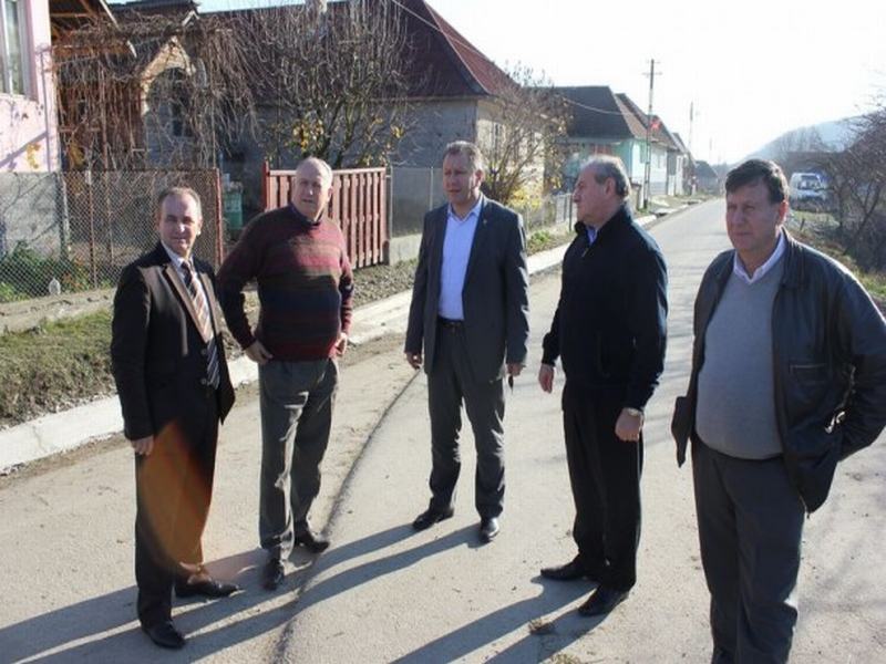 În frunte cu Radu Moldovan, conducerea CJ a efectuat o vizită de lucru în comunele Căianu Mic, Ciceu-Mihăiești și Petru Rareș