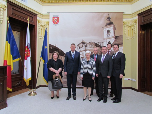 Primarul Klaus Iohannis a primit vizita unei delegaţii din Parlamentul Germaniei