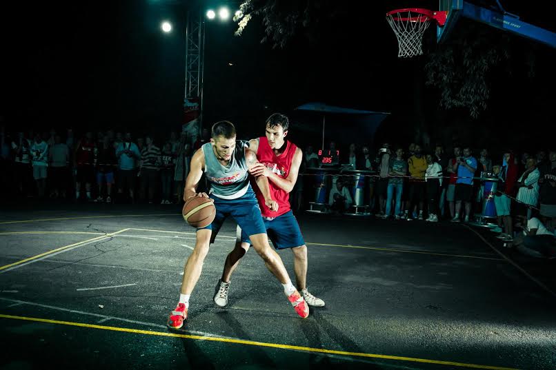 Vlad Solopa, baschetbalistul de la Gaz Metan Mediaș, concurează în acest week-end la finala mondială Red Bull King of the Rock