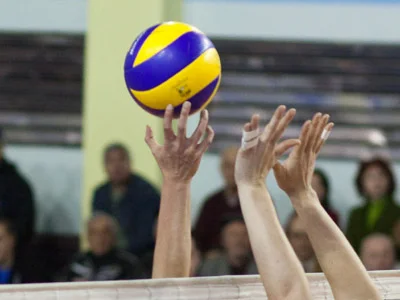 Victorie pe terenul campioanei: Știința Bacău – Volei Alba Blaj 2-3