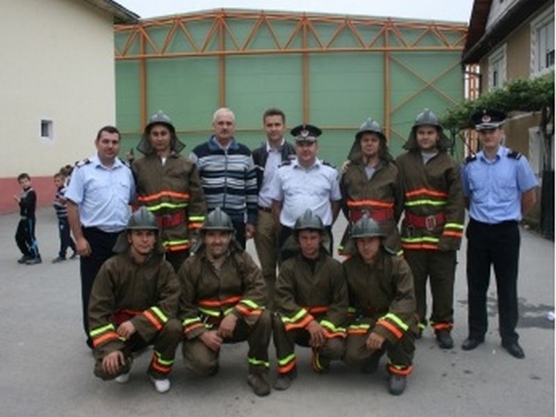 PERCEPŢIA ÎN COMUNITATE A STATUTULUI DE VOLUNTAR PENTRU SITUAŢII DE URGENŢĂ
