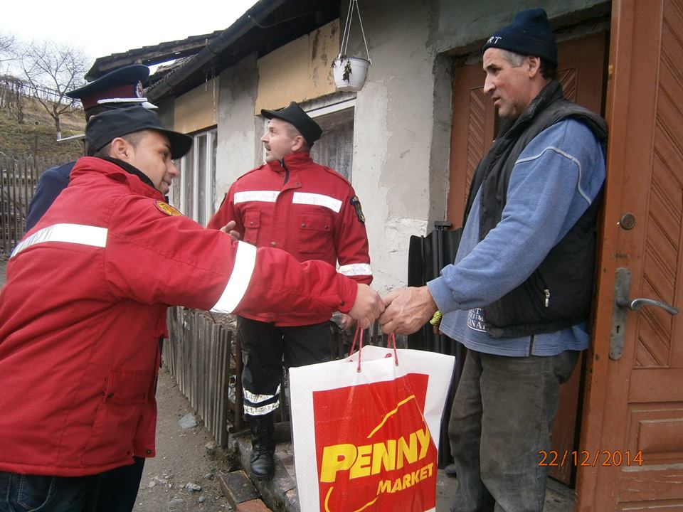 Voluntarii din Copșa Mică au primit cadouri de Crăciun